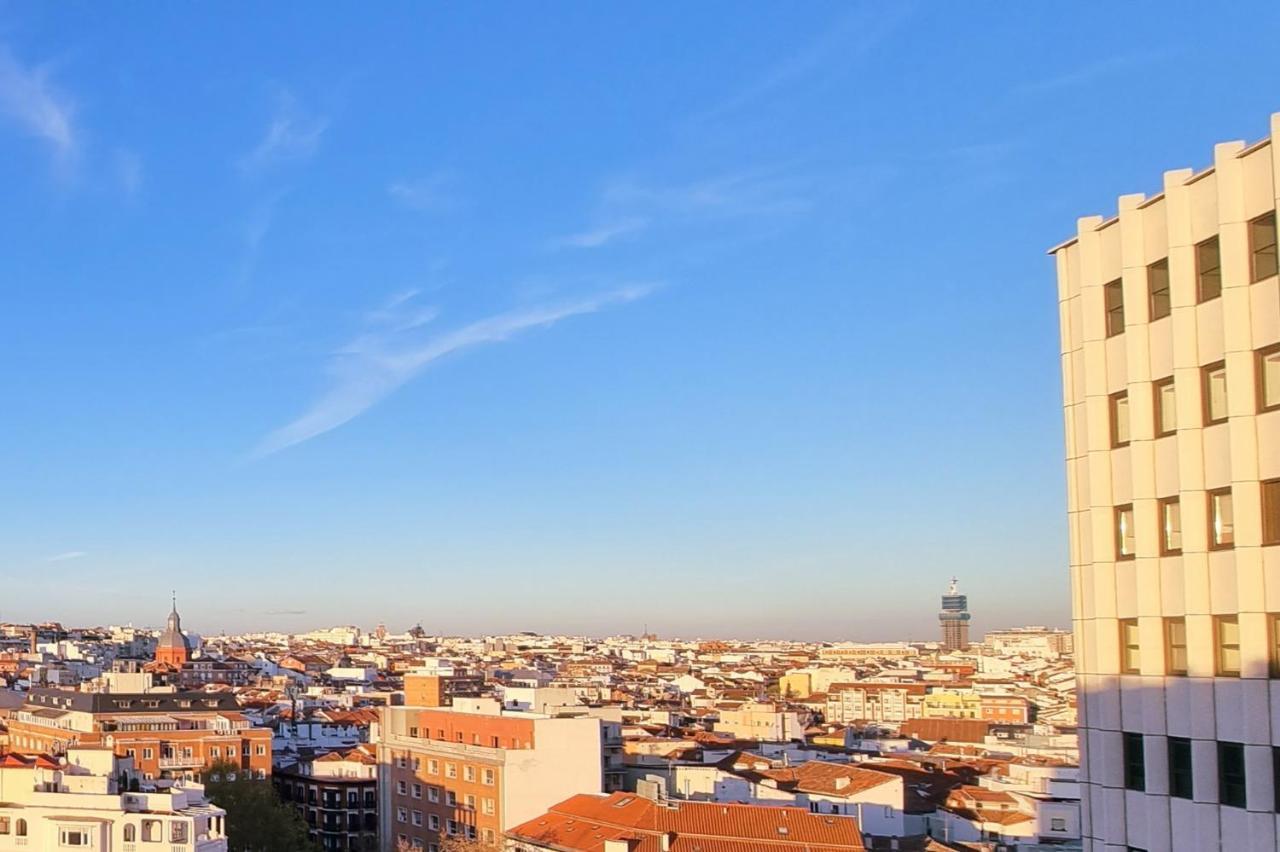 Plaza Espana & Gran Via Apartment มาดริด ภายนอก รูปภาพ